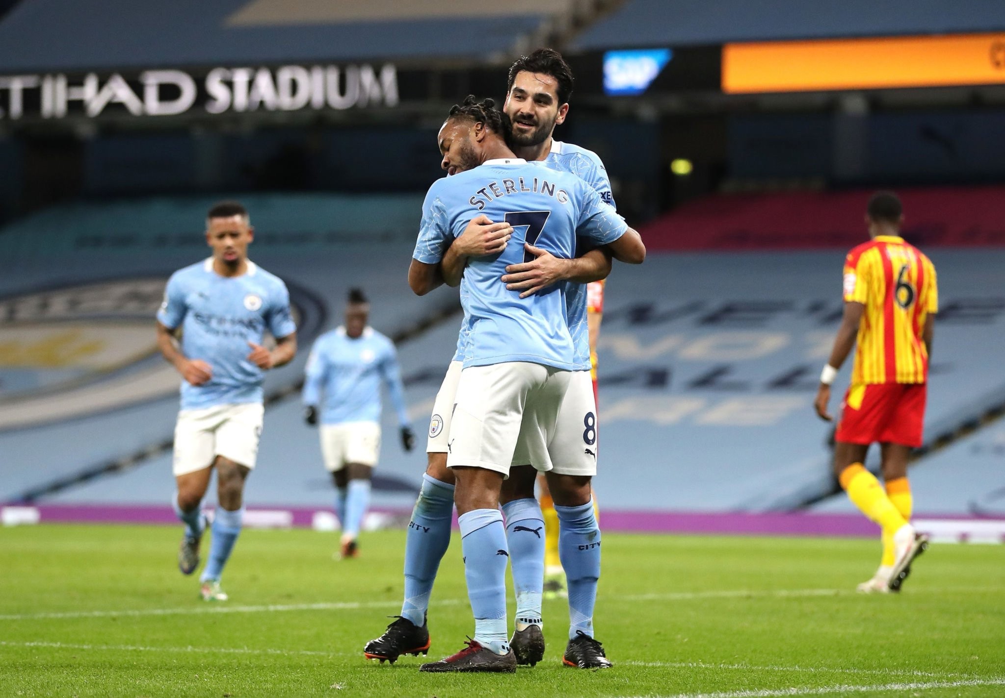 多夫比克拥 多夫比克拥