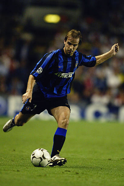 低的薪水 低的薪水