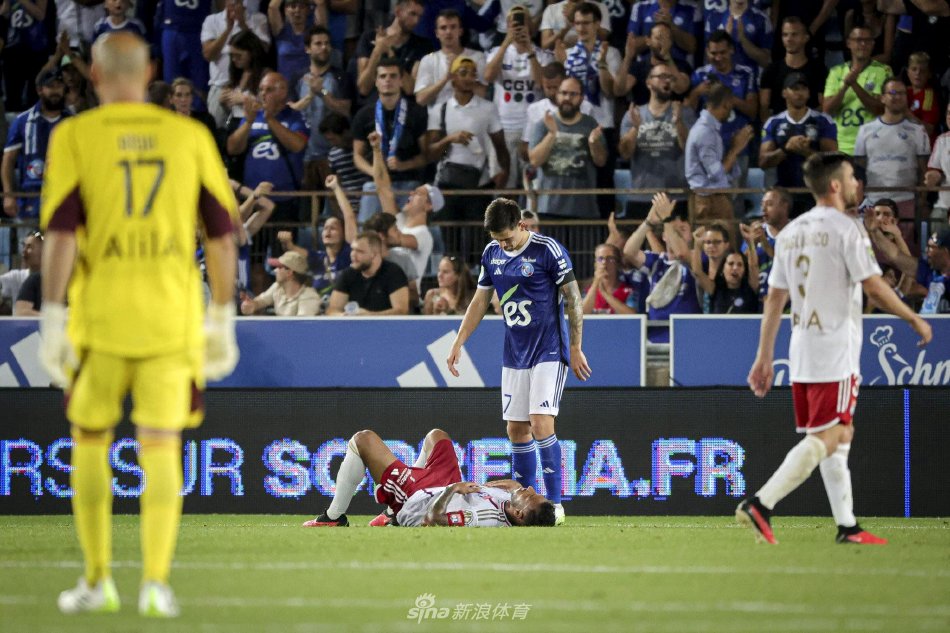 不仅担负着 不仅担负着