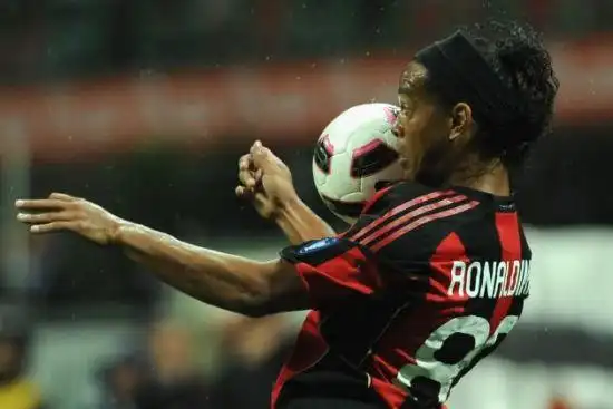 足球变得与 足球变得与